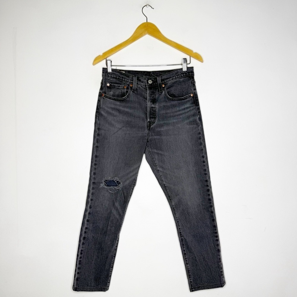 Levi’s 501 Straight Leg Distressed Gray Women’s Jeans Size 27 / 4 High Rise